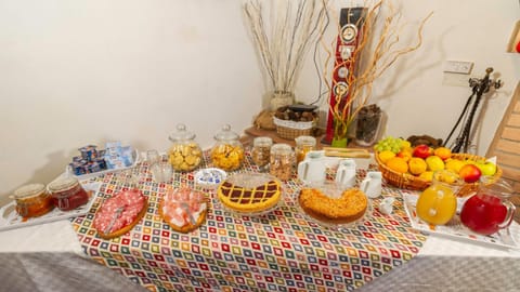 Food and drinks, Buffet breakfast