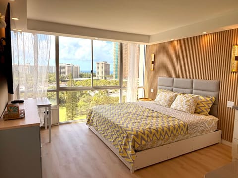 Inn On The Park Apartment hotel in McCully-Moiliili