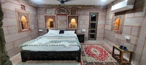Bed, Photo of the whole room, air conditioner