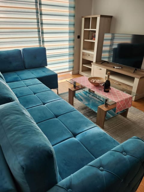 Luxury Blue Apartment Bulevar Apartment in Sarajevo