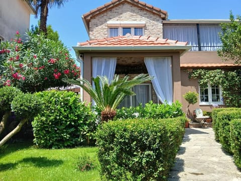 Apartments Bajkovic Apartment in Dobrota