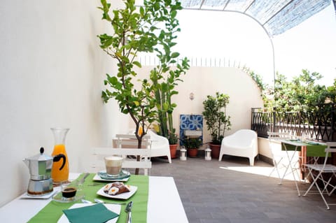 Balcony/Terrace, Italian breakfast