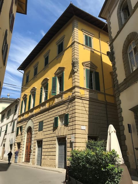 Property building, Day