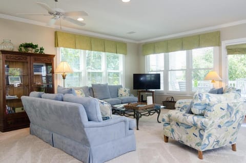 Sunny Side by Bryant Real Estate House in Wrightsville Beach