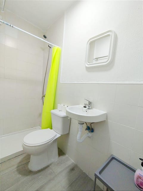 JM11SI Piso 2 dormitorios WIFI Fibra Apartment in Madrid