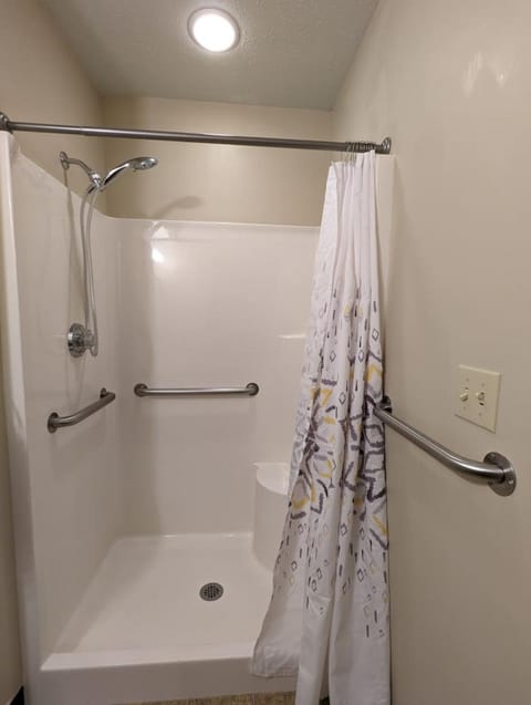 Waterloo Suites Double Hotel in Ozark Mountains