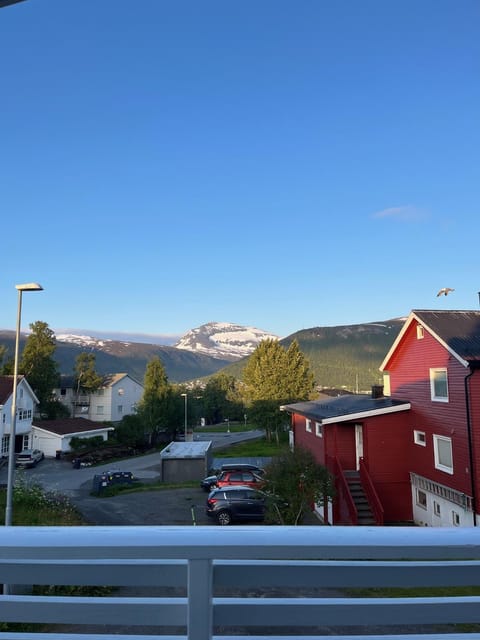 Neighbourhood, Mountain view