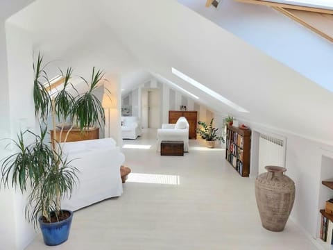 TERRAZZA DI MIKY Wifi Parking Pet Friendly Terrace Apartment in Recco