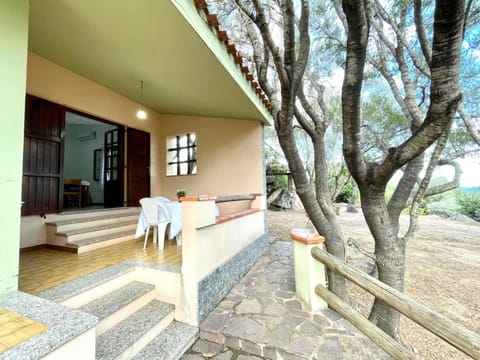 Property building, View (from property/room), Balcony/Terrace, Garden view