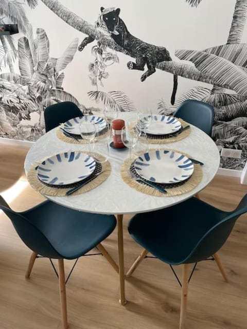 Studio rénové à deux pas du port - Escale Opaline Apartment in Hauts-de-France