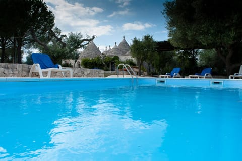 Trullo Dimora della Valle Bed and Breakfast in Province of Taranto