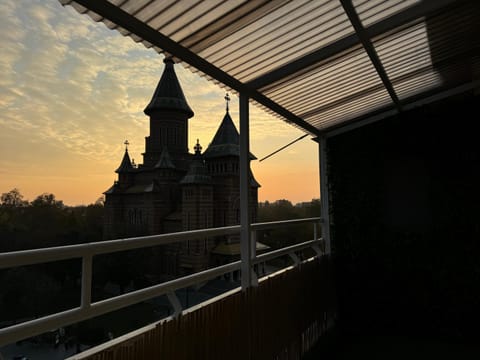 Victoria Square Central Apartment in Timisoara