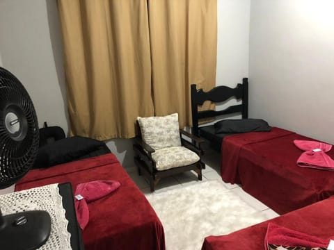 Restaurant/places to eat, Bed, Photo of the whole room, Bedroom, towels