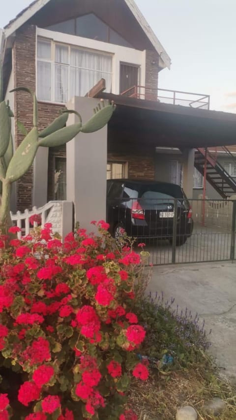 Transvaal Road, N1 Apartment in Western Cape