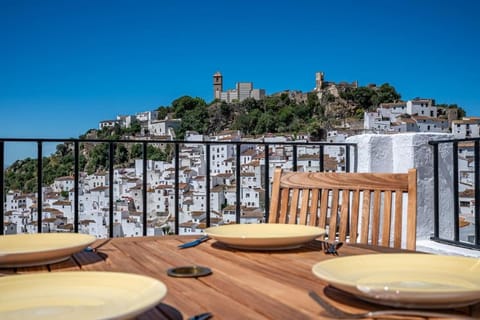 Day, Balcony/Terrace, City view