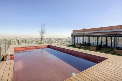 Property building, Day, Pool view, Swimming pool, Swimming pool