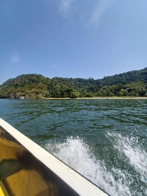 Casa na Ilha Quatiquara House in State of Rio de Janeiro