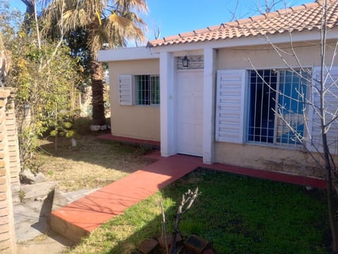 Property building, Spring, Day, Garden, Garden view