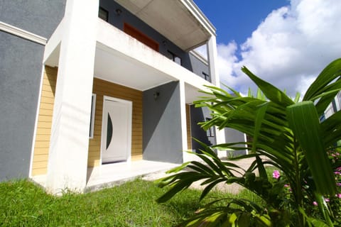 Property building, Garden, Garden view