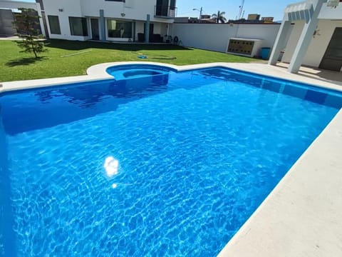 SoL Luna Campground/ 
RV Resort in State of Morelos