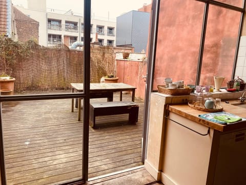 Spacious duplex with terrace in the middle of the center Apartment in Ghent