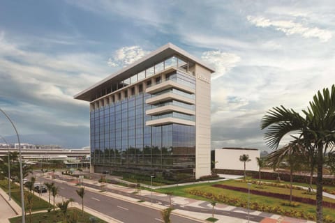 Property building, Neighbourhood, Location