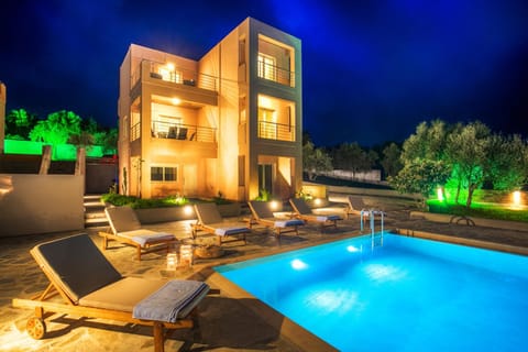 Facade/entrance, Night, Swimming pool, Swimming pool
