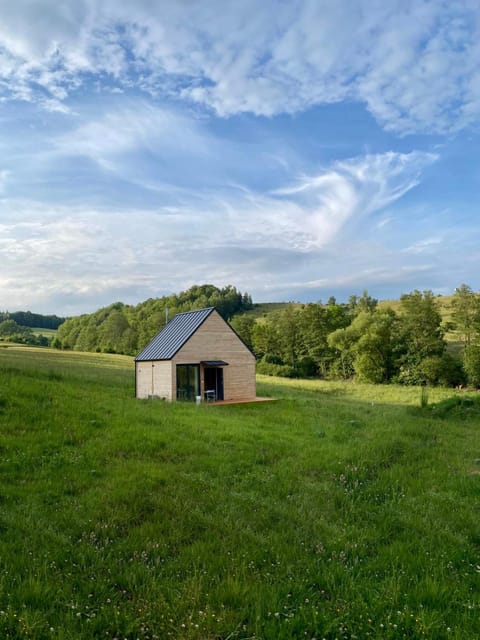 Property building, Natural landscape, Garden