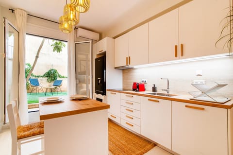 Coffee/tea facilities, Kitchen or kitchenette