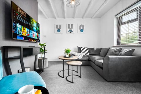 TV and multimedia, Living room, Seating area