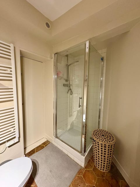 Studio parvis Cloitre Notre Dame Apartment in Chartres