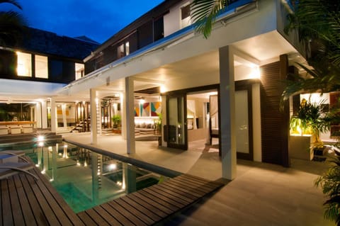 Facade/entrance, Night, Swimming pool