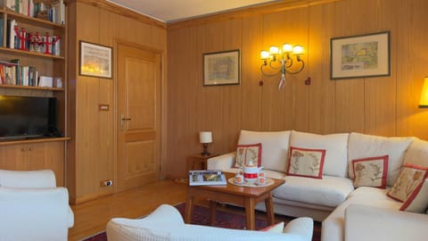 Homeby, Casa Due Vette Apartment in Cortina d Ampezzo