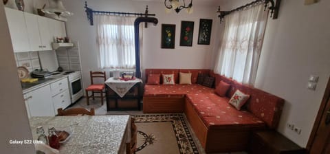 Η στροφή του Αγάπιου House in North Macedonia