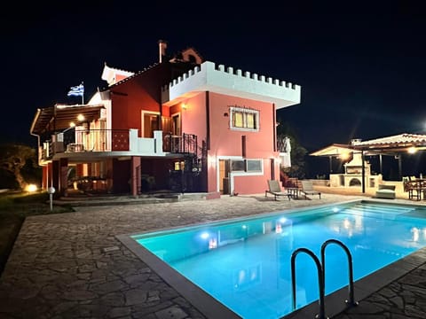Property building, Night, Pool view, Swimming pool, Swimming pool, sunbed