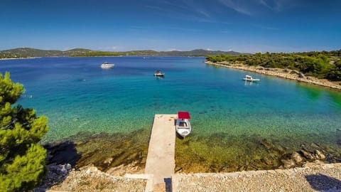 Patio, Fishing, Snorkeling, Cycling, Diving