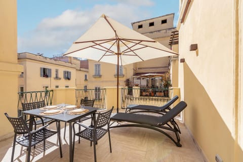 Patio, Balcony/Terrace, sunbed