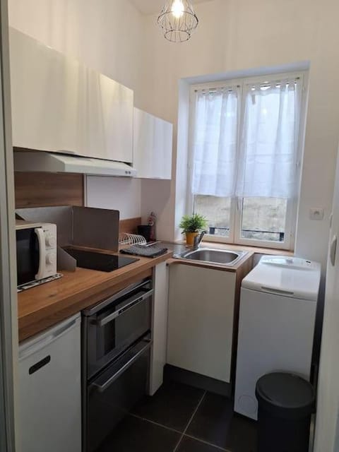 BJ Appartement proche de la gare Apartment in Bourgoin-Jallieu