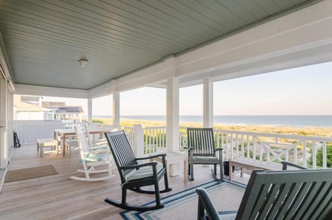 Blake Cottage by Bryant Real Estate House in Wrightsville Beach