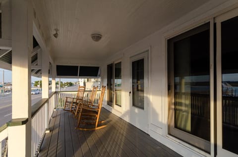 Enoch by Bryant Real Estate House in Wrightsville Beach