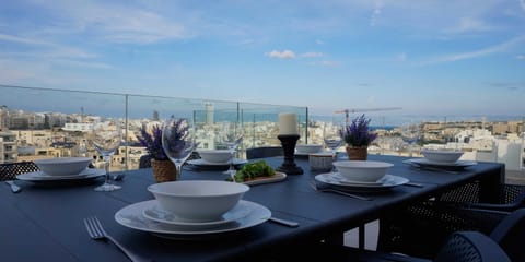 View (from property/room), Balcony/Terrace