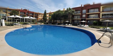 Garden, Swimming pool