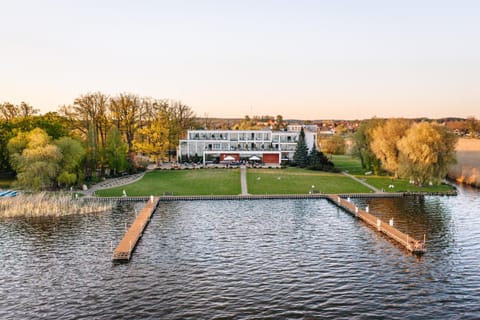 Property building, Lake view