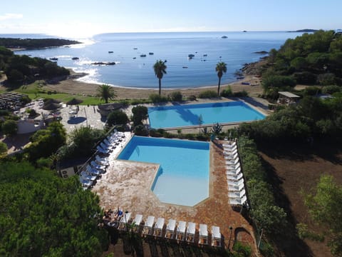 Pool view, Sea view
