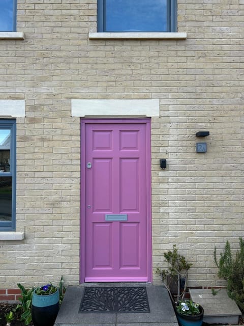 Property building, Facade/entrance