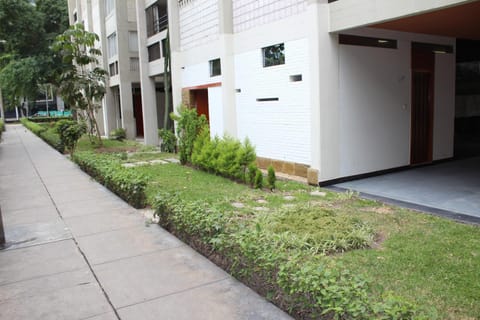 Facade/entrance, Lobby or reception