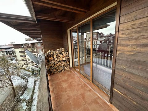 Property building, Balcony/Terrace