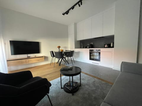 TV and multimedia, Living room, Dining area