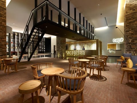 Lobby or reception, Lobby or reception