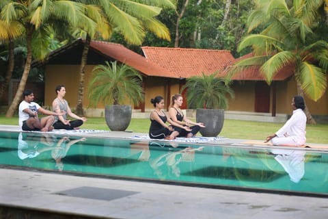 Swimming pool